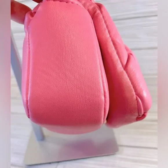 029- Primark Pink Quilted Crossbody Bag - Picture 6 of 12